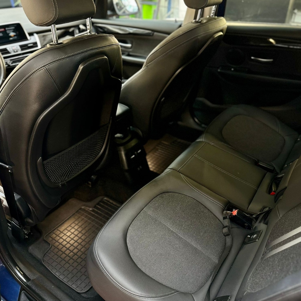 Rückbank Innenraumpflege